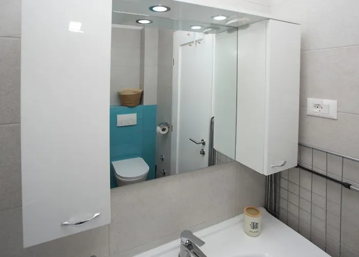 And Hot Tub Apartament Split