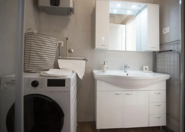 And Hot Tub Apartman *